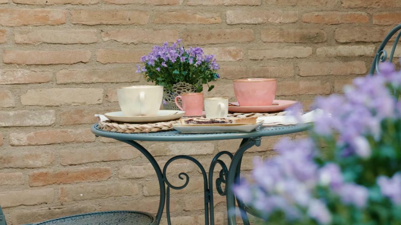 Bed and Breakfast Dimora Deco Луґо Екстер'єр фото